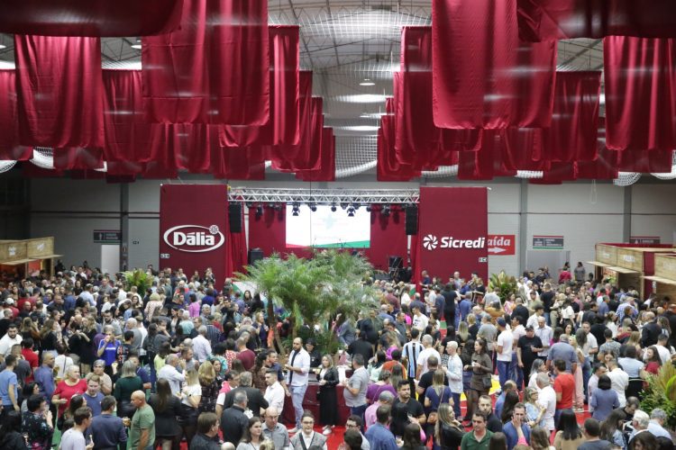 Suinofest: Encantadenses associados à ACIE e empresas parceiras têm desconto no ingresso