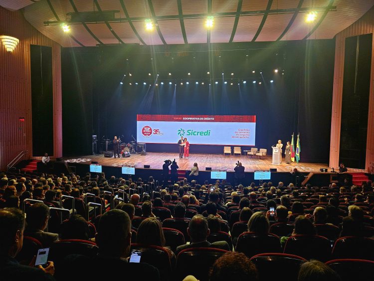 Sicredi é Top of Mind RS 2025