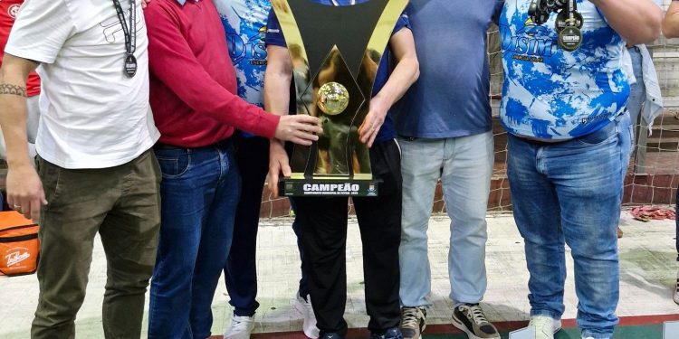 ESPORTE – Campeonato Municipal de Futsal consagra campeões no Salão Paroquial