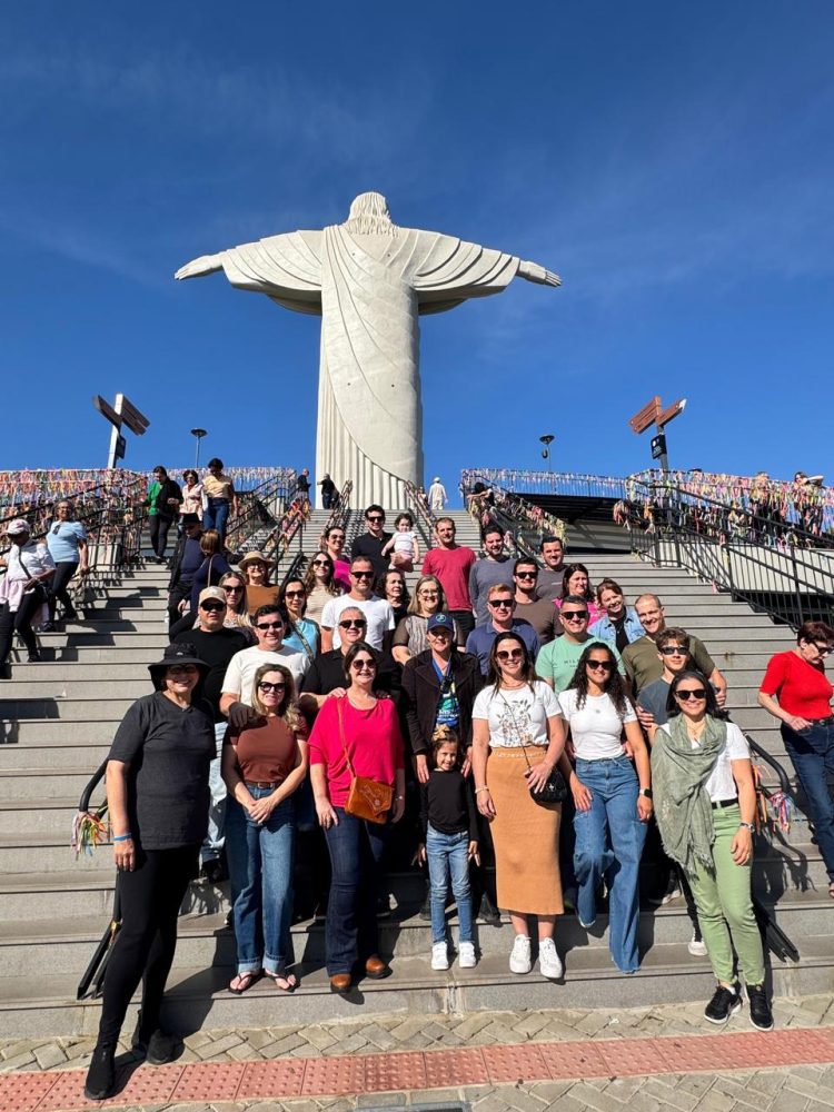 Gestores de turismo do Sudoeste do Paraná visitam o Cristo Protetor