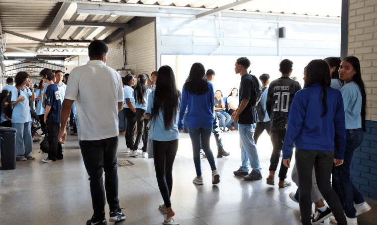 Pé-de-Meia: nascidos em março e abril recebem oitava parcela