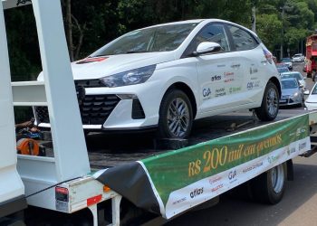 Daniel Henrique Schwendler, de Lajeado, é o ganhador do Hyundai HB20 zero Km do Lajeado Brilha 2025