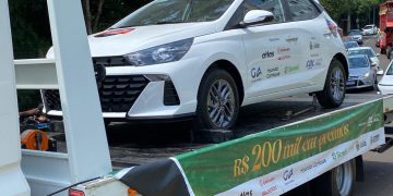 Daniel Henrique Schwendler, de Lajeado, é o ganhador do Hyundai HB20 zero Km do Lajeado Brilha 2025