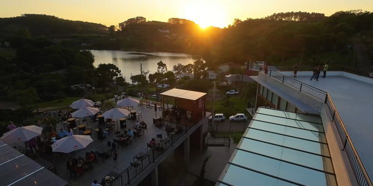 Summer Eletrohits retorna a Encantado com edição inédita em formato Sunset