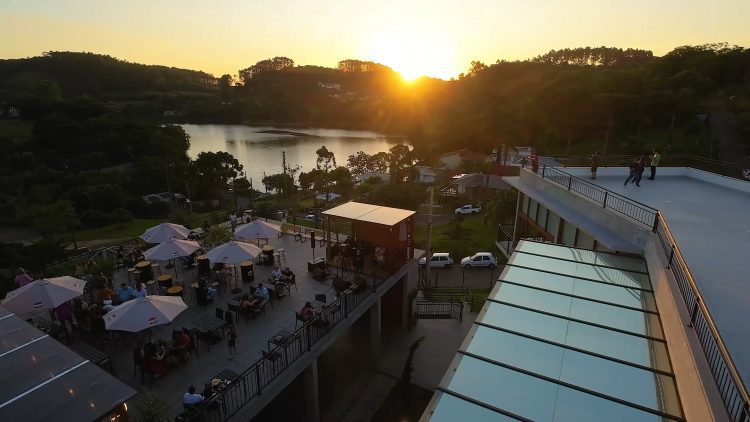 Summer Eletrohits retorna a Encantado com edição inédita em formato Sunset