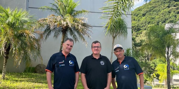 Coqueiro Baixo é contemplado com obra para construção de muros gabião