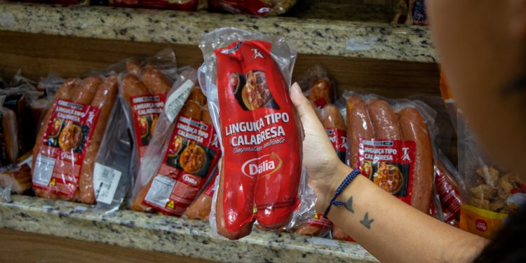 Dália já conta com nova linguiça calabresa nos supermercados