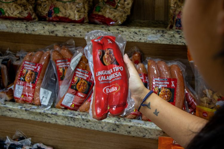 Dália já conta com nova linguiça calabresa nos supermercados