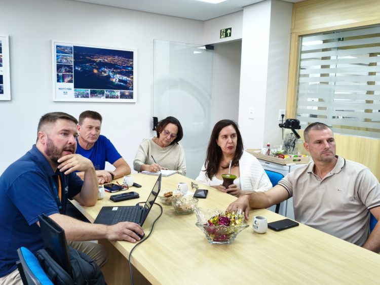 Cacis, poder público e RGE realizam segundo encontro de 2026