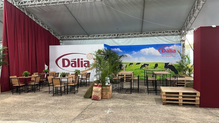 Dália estará novamente presente na Fenachim