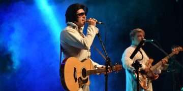 Boulevard Encantado recebe espetáculo internacional “Elvis & ABBA” na próxima sexta-feira