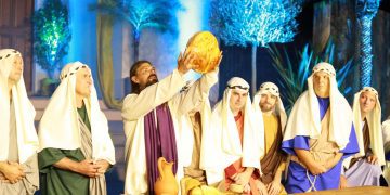 Cerca de quatro mil pessoas prestigiaram Encenação da Paixão de Cristo no Santo Agostinho.