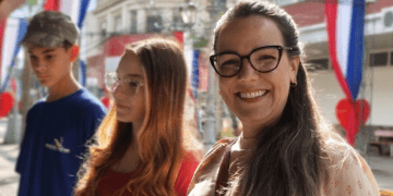 Mês das mães: expectativa cresce no comércio de Estrela na véspera da especial data
