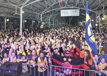 Vem Cô Chico levanta o troféu da 7ª Gincana Arroio do Meio
