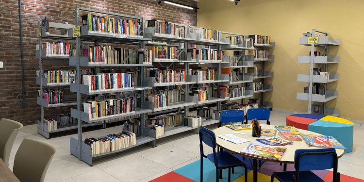 Biblioteca Pública Municipal é reinaugurada em espaço de inovação e conexões