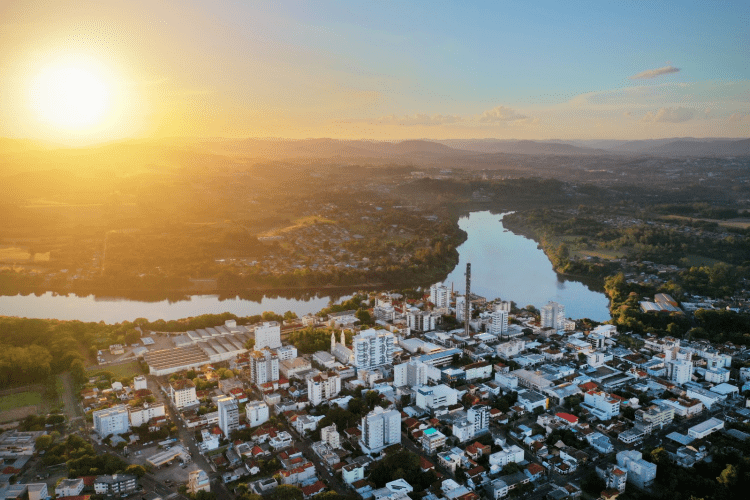 Estrela projeta 1,7 mil moradias para famílias atingidas