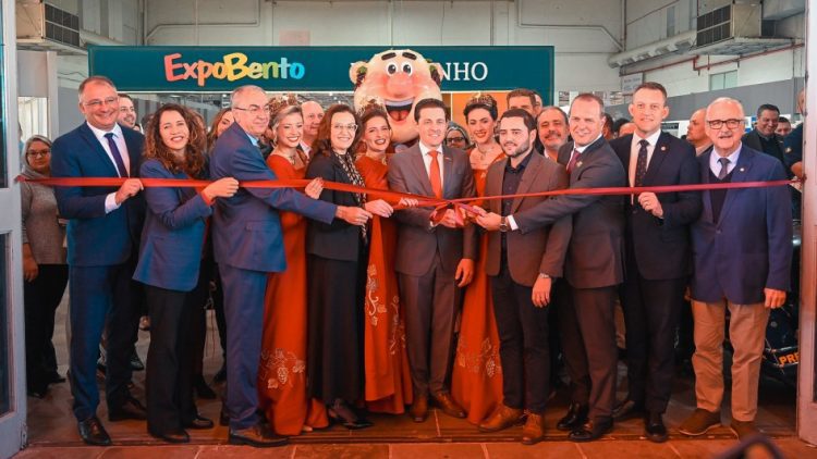 Governo do Estado reforça apoio à agricultura familiar, ao turismo e ao desenvolvimento regional na ExpoBento e Fenavinho