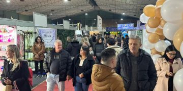 Bom Retiro une cultura e negócios em programação de quatro dias
