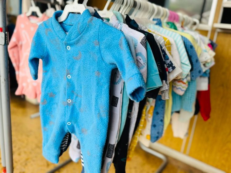 Varal Solidário reforça pedido por cobertores e roupas de inverno em Estrela