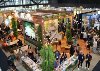 AMTURVALES amplia presença nacional e promove o Vale do Taquari em eventos estratégicos do turismo brasileiro