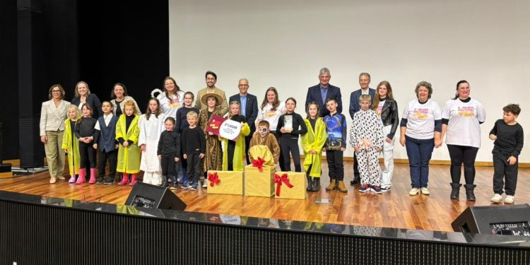 EMEF Getúlio Vargas conquista 2º lugar em Concurso Cultural de Teatro da Dália
