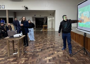 Reunião apresenta programa de indenização para famílias em áreas de requalificação urbanística