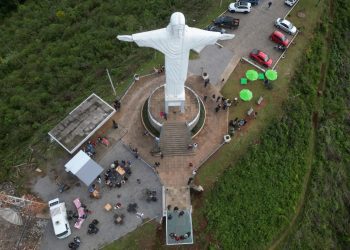 Guaporé inaugura mirante envidraçado no Cristo Redentor