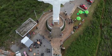 Guaporé inaugura mirante envidraçado no Cristo Redentor