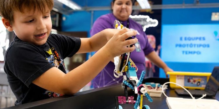 Primeiro Clube de Robótica marca nova fase na educação digital