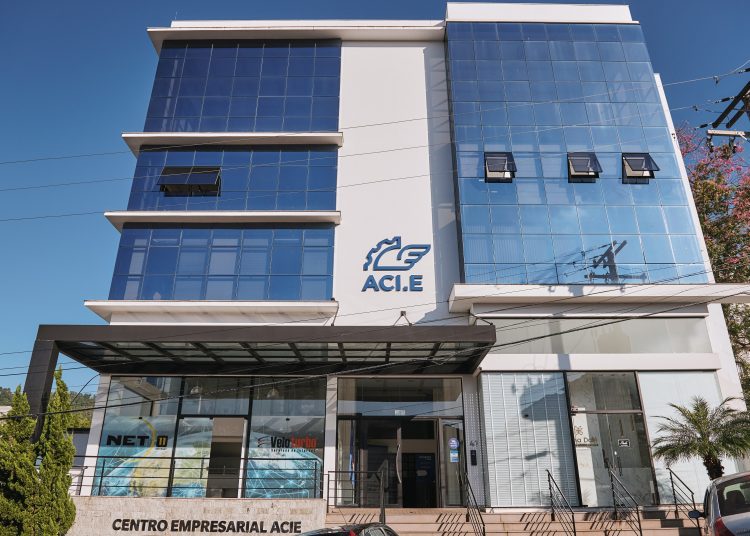 ACI-E amplia serviços de consultas ao crédito com nova solução da Equifax Boa Vista-CDL Porto Alegre