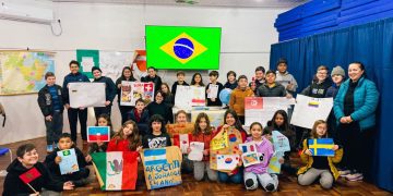 Copa do Mundo transforma salas de aula em uma viagem pelo mundo nas escolas municipais de Muçum