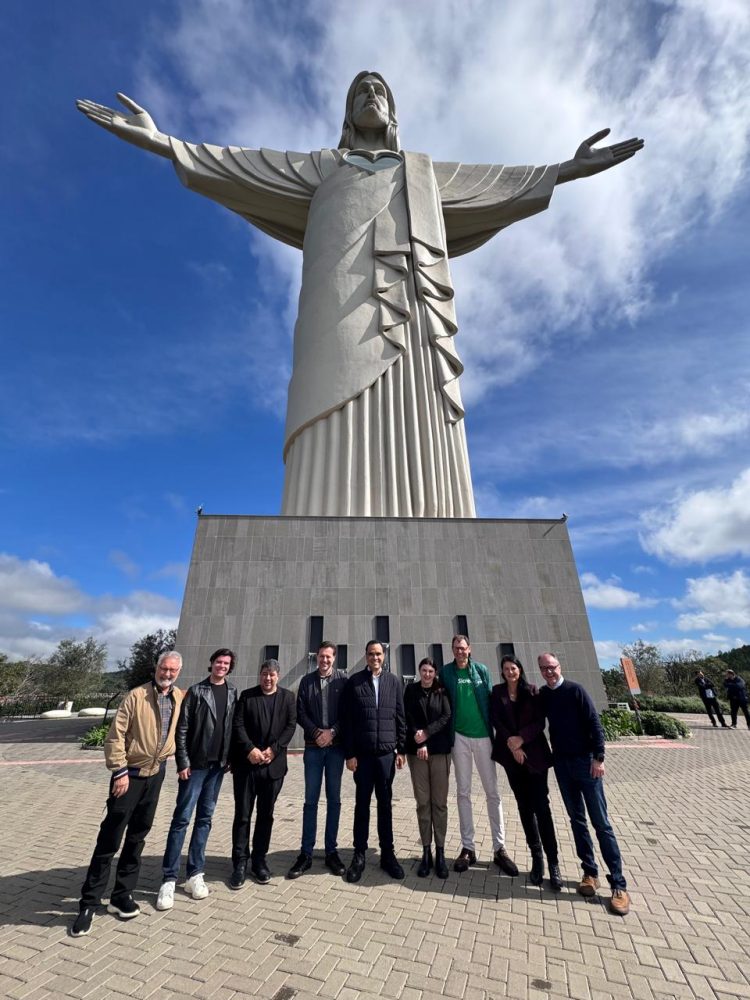 Cristo Protetor impulsiona turismo e desenvolvimento regional, destaca ministro