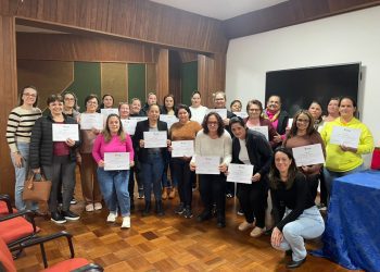 Secretaria de Educação e Inovação promove capacitação em Boas Práticas para merendeiras das redes municipal e estadual.