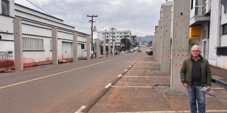 Obra da Rua Coberta muda projeto e mantém prazo para dezembro