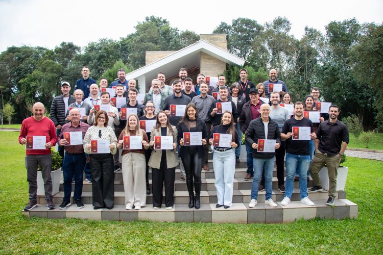 Dália realiza 2º encontro da Academia de Vendas