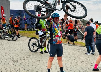 Seiscentos ciclistas percorrem 52 km até o Cristo Protetor no 1º Desafio da Fé