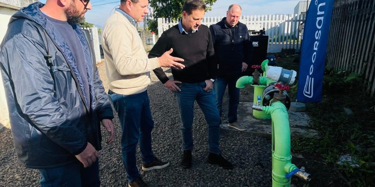 Corsan entrega novo poço tubular profundo para reforçar abastecimento de oito bairros