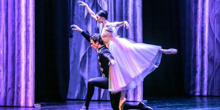 Espetáculo Gala Concert celebra a evolução do balé em Lajeado