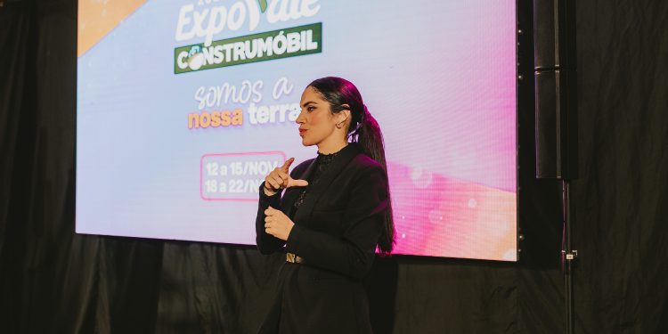 Expovale Construmóbil 2026 amplia acessibilidade com atendimento em Libras durante todo o evento
