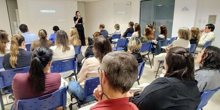 Palestrante Karine Luiza, gestora da Casa Hermosa.