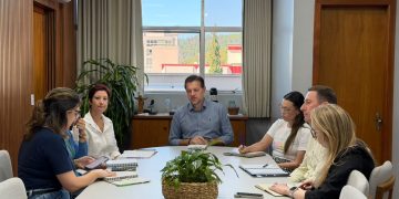 ENCANTADO – Município realiza primeira reunião para implantação do CREAS no município