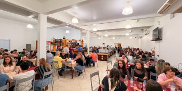 ENCANTADO – Jantar beneficente reúne cerca de 200 pessoas em prol do HBST