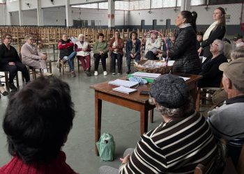 Além de promover a integração e a participação social, os grupos de convivência são espaços de escuta e acolhimento