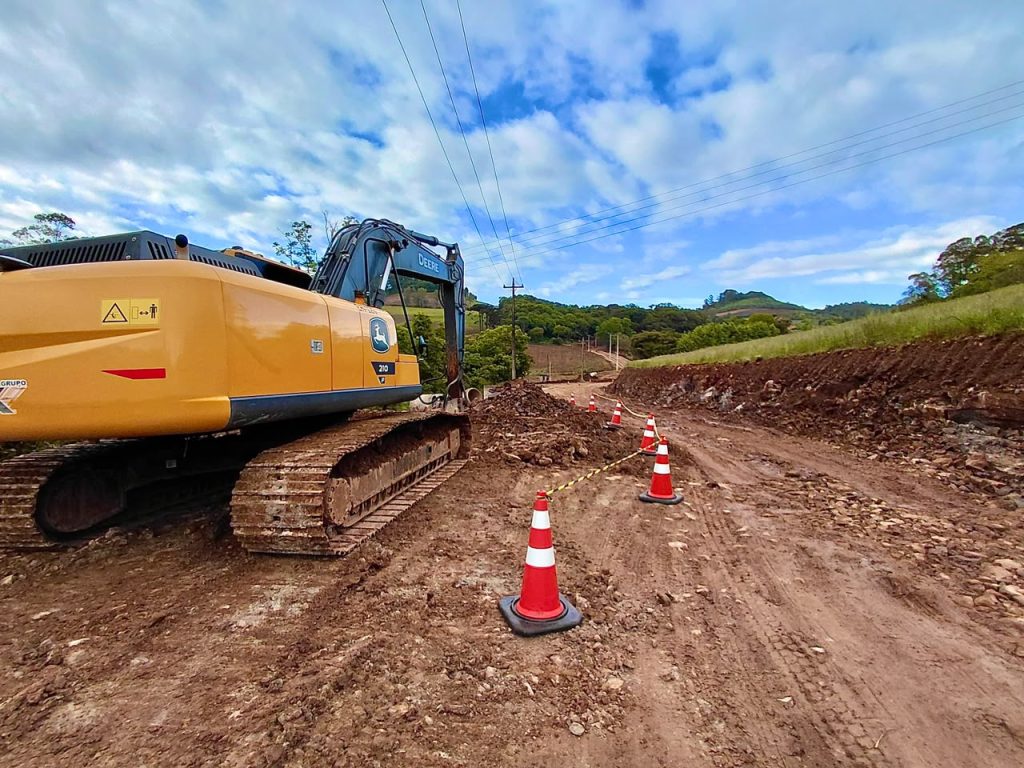 RELVADO – Motoristas devem redobrar a atenção em trecho de obras entre Relvado e Coqueiro Baixo