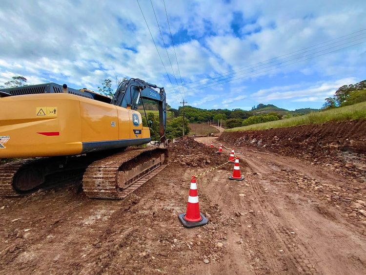 RELVADO – Motoristas devem redobrar a atenção em trecho de obras entre Relvado e Coqueiro Baixo