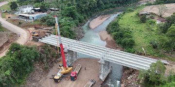 RELVADO/ENCANTADO – Nova ponte sobre o Arroio Jacaré chega a 70% de execução