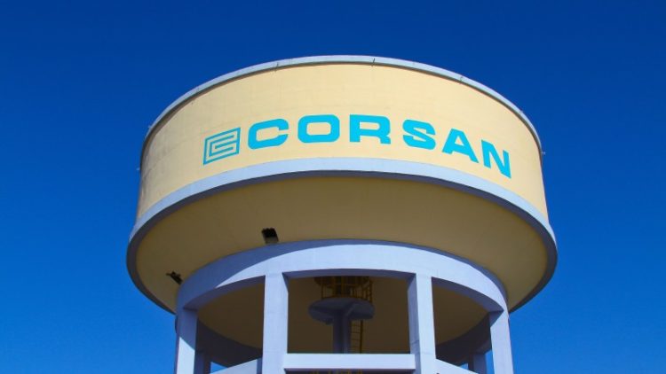 LAJEADO – Corsan trabalha em conserto de vazamento para normalizar abastecimento de água em quatro bairros